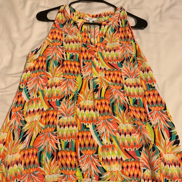 EUC Crown & Ivy Blouse - Picture 1 of 1